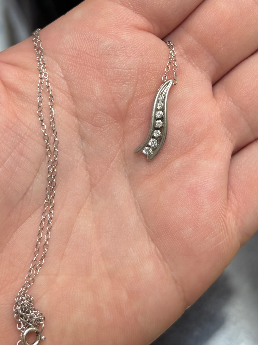 925 Sterling Silver .35 cttw Diamond Journey Pendent Necklace